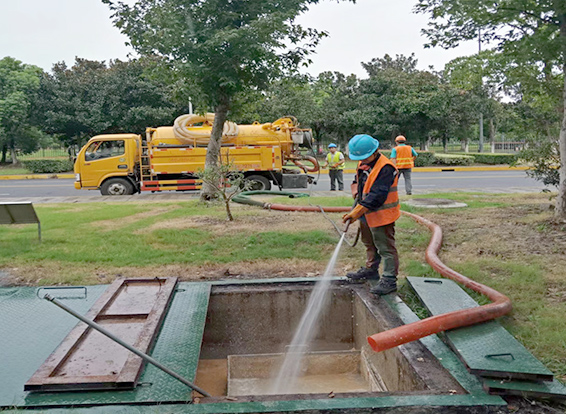 雁塔化油池清理